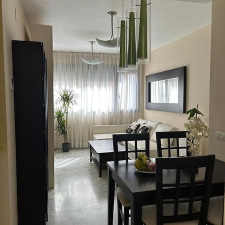 شقة Atico Triana Con Piscina Privada إشبيلية المظهر الخارجي الصورة
